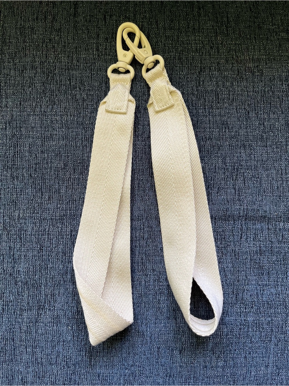 BEIS x Elsa stroller straps